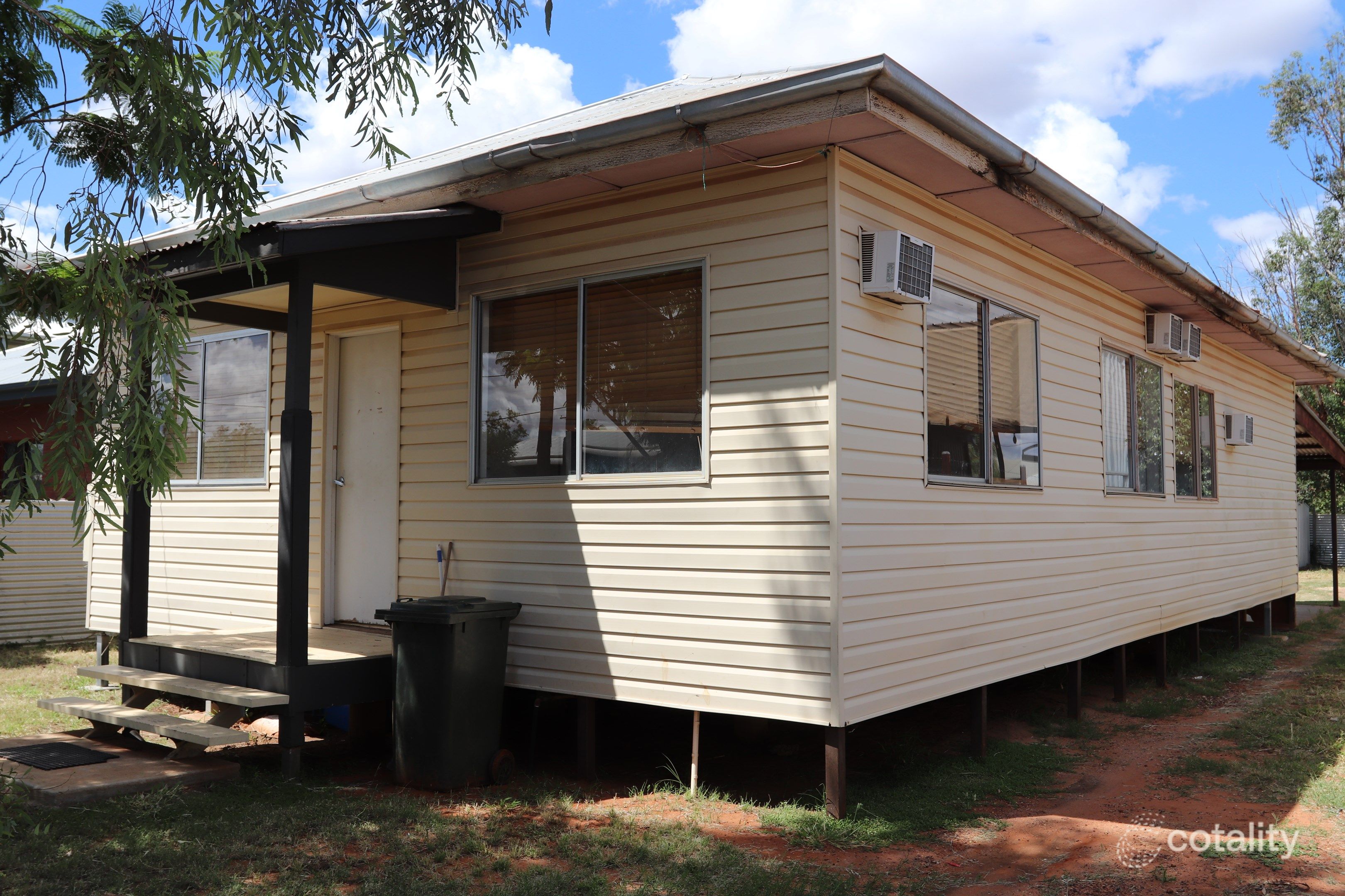 90 Edward St, Charleville, QLD 4470