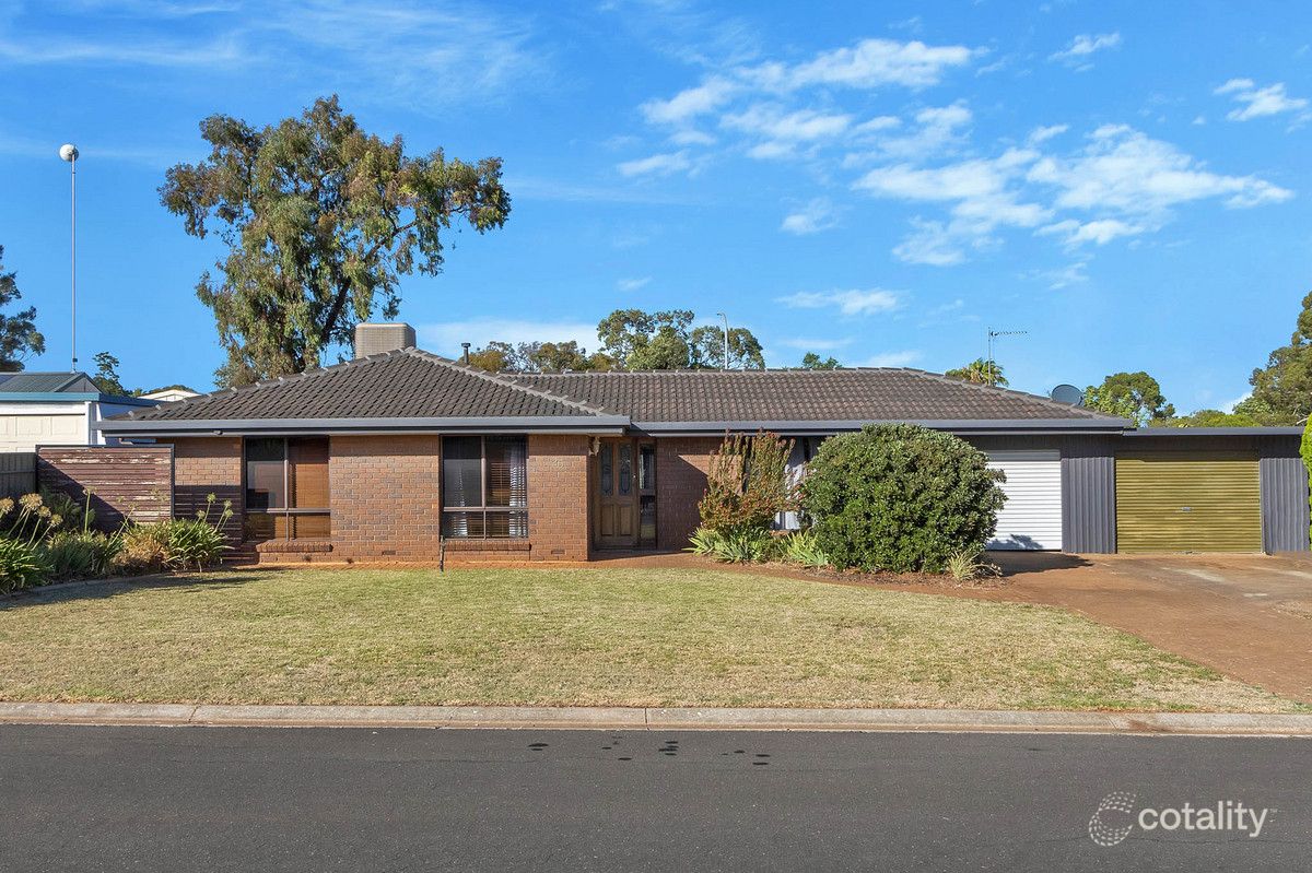25 Admella Ct, Craigmore, SA 5114