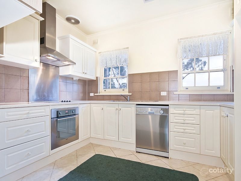 5 Redgum Dr, Belair, SA 5052