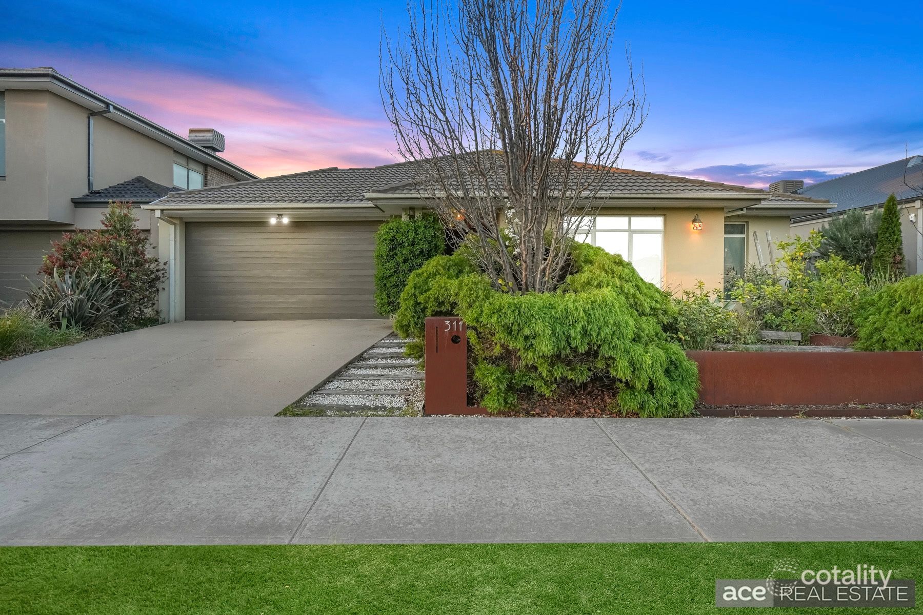 311 Saltwater Prom, Point Cook, VIC 3030