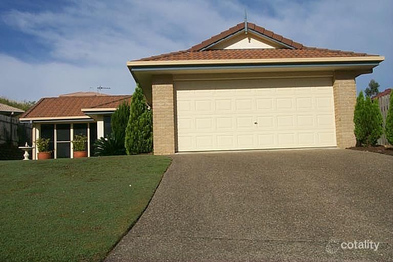 15 Goldvilla Dr, Elanora, QLD 4221