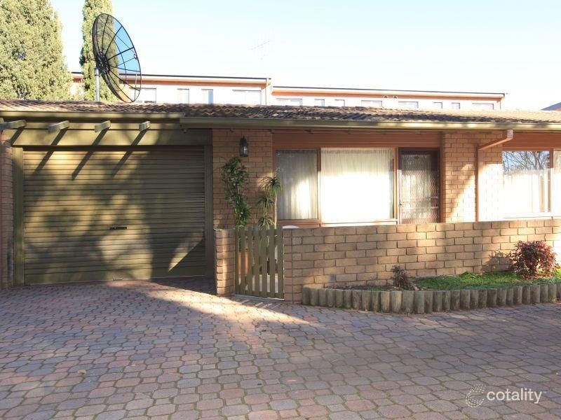 2/24 Booth St, Queanbeyan East, NSW 2620
