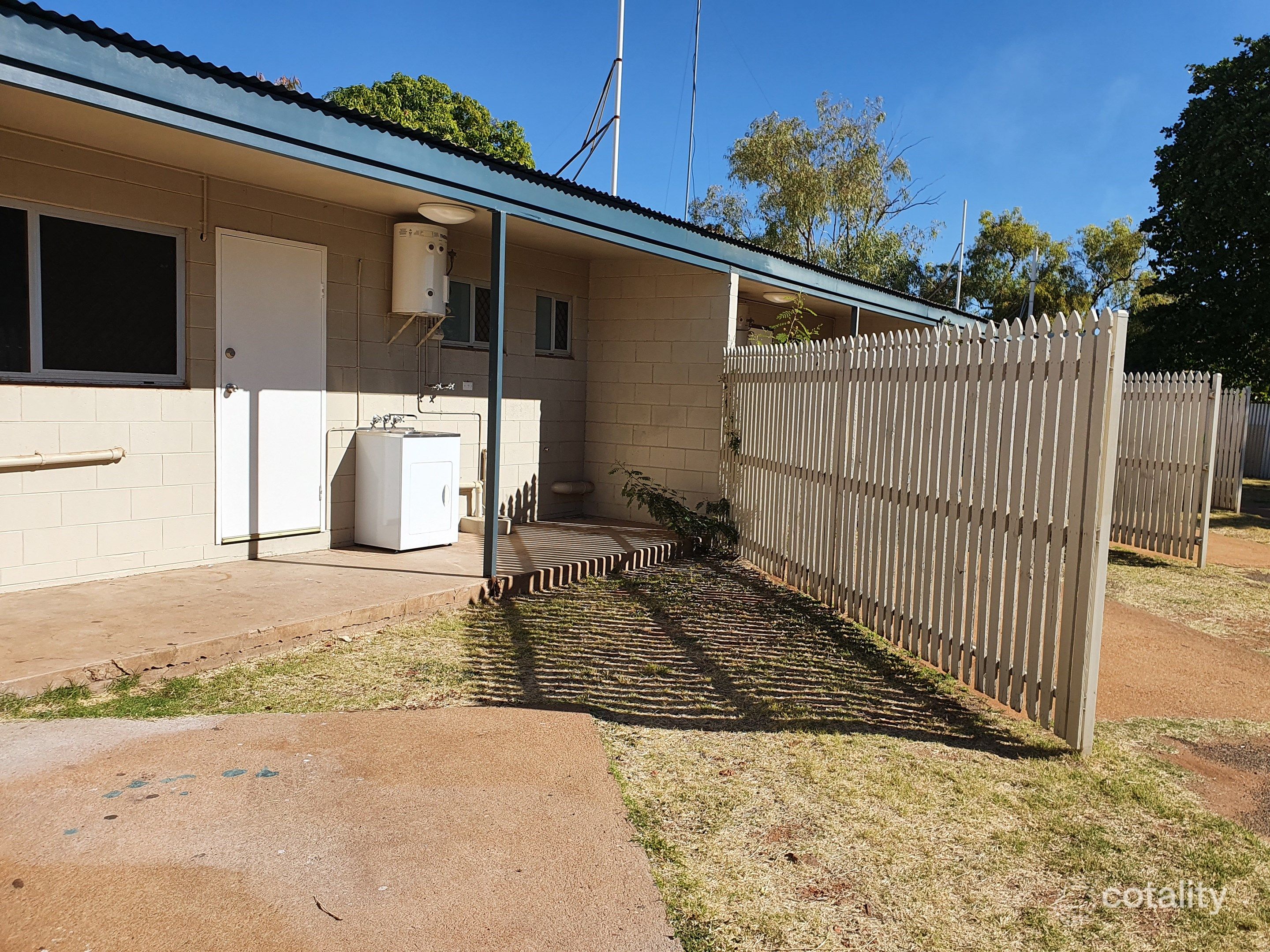 2/3 Kaeser Rd, Pioneer, QLD 4825