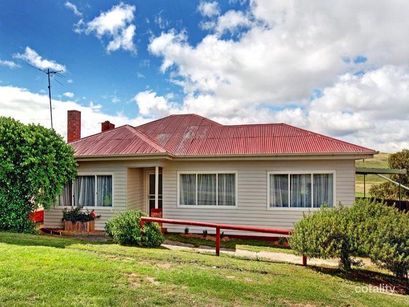 82 Darraweit Valley Rd, Darraweit Guim, VIC 3756
