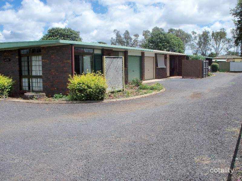 2/4 Booth St, Kingaroy, QLD 4610