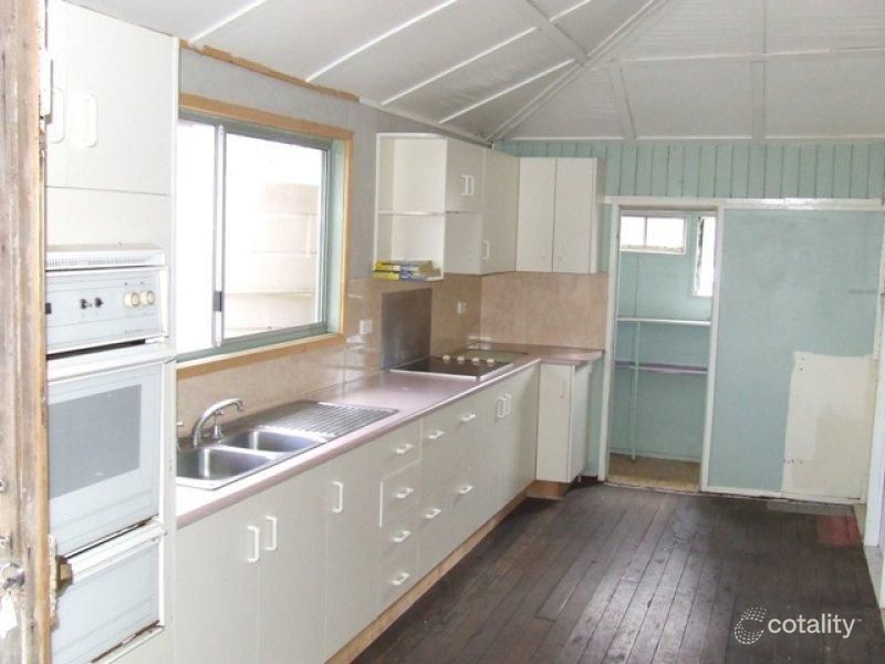 25 Flinders St, Monto, QLD 4630