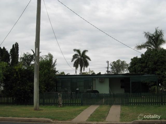 40 Old Airport Dr, Emerald, QLD 4720