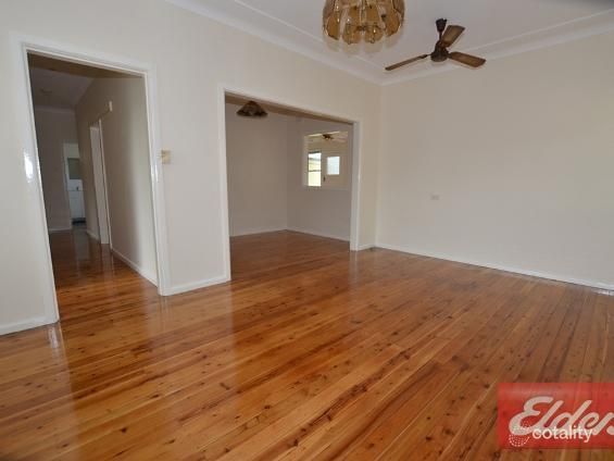 5 Edna Ave, Toongabbie, NSW 2146