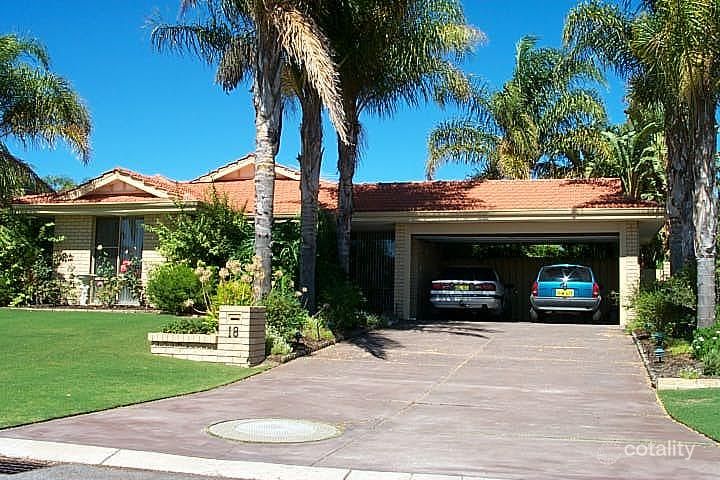 18 Larkspur Pl, Thornlie, WA 6108