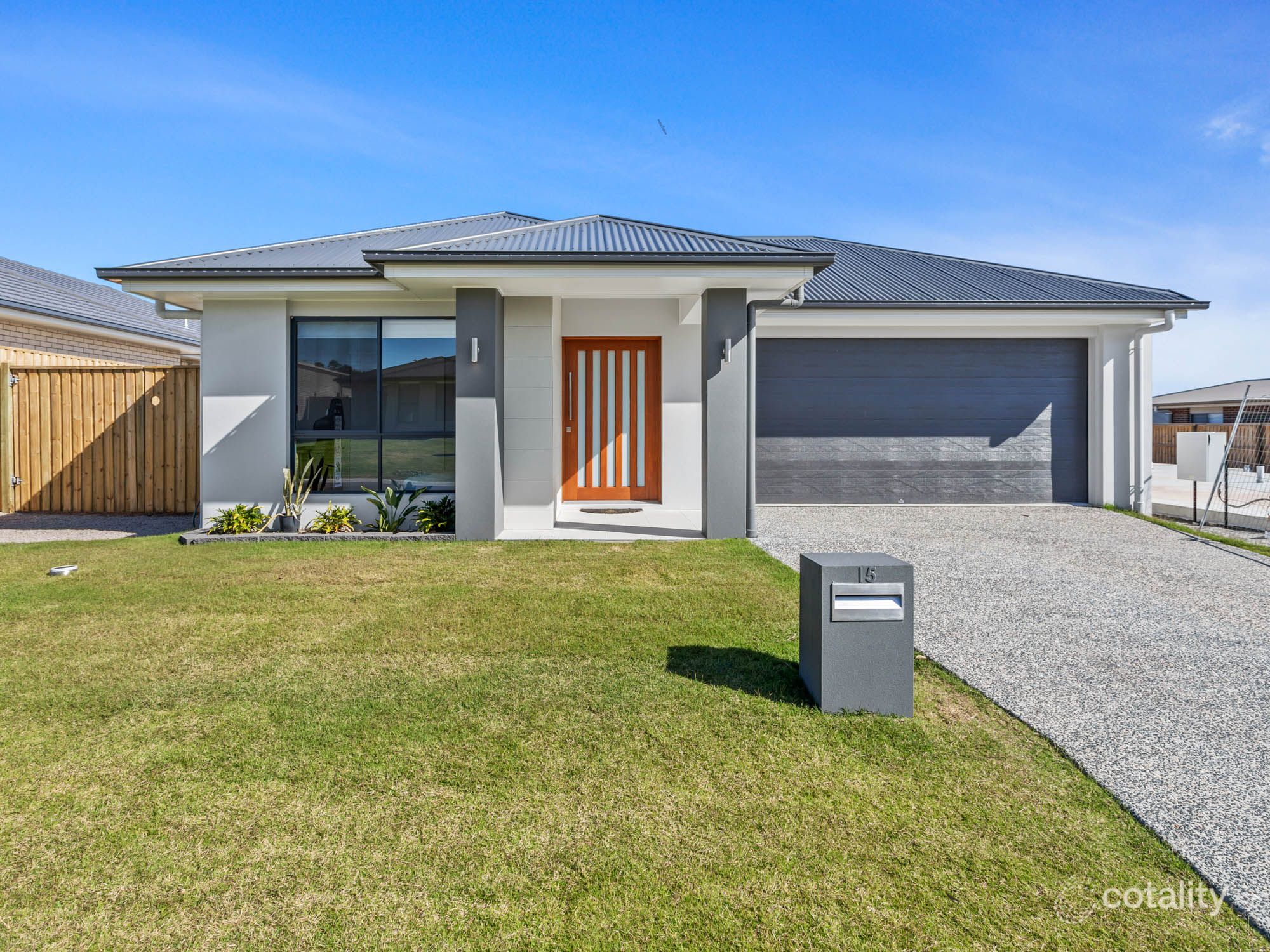 15 Glenbrook St, Ningi, QLD 4511