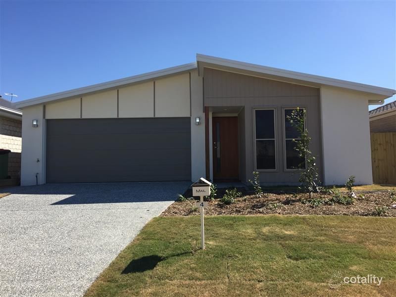 4 Hazel St, Pimpama, QLD 4209