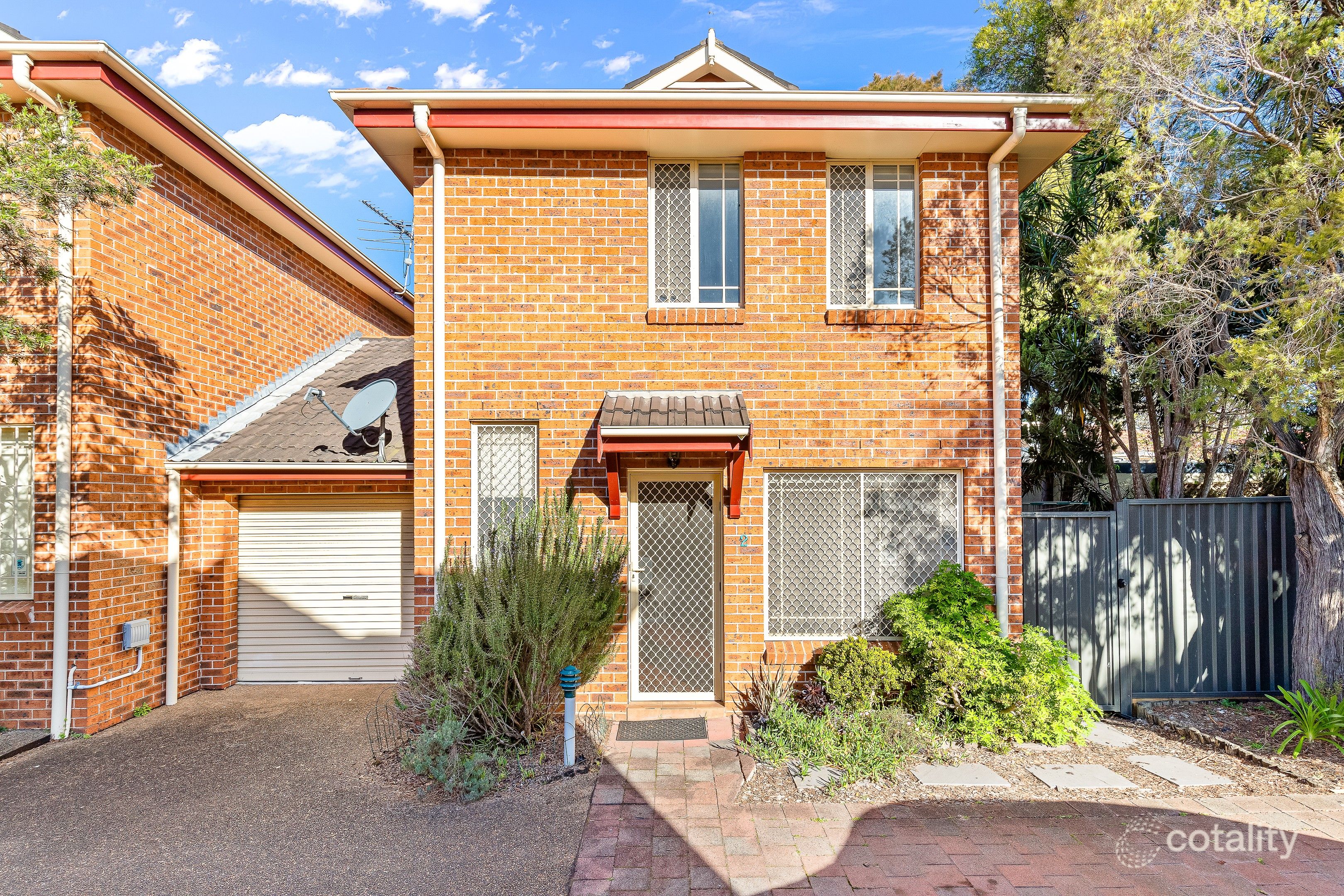 2/10a Alice St, Newtown, NSW 2042