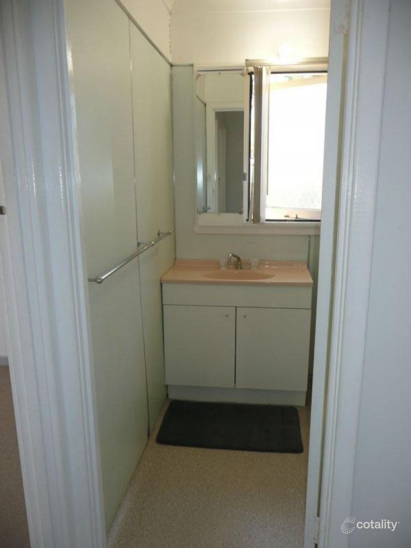 6 Livingstone St, Perenjori, WA 6620