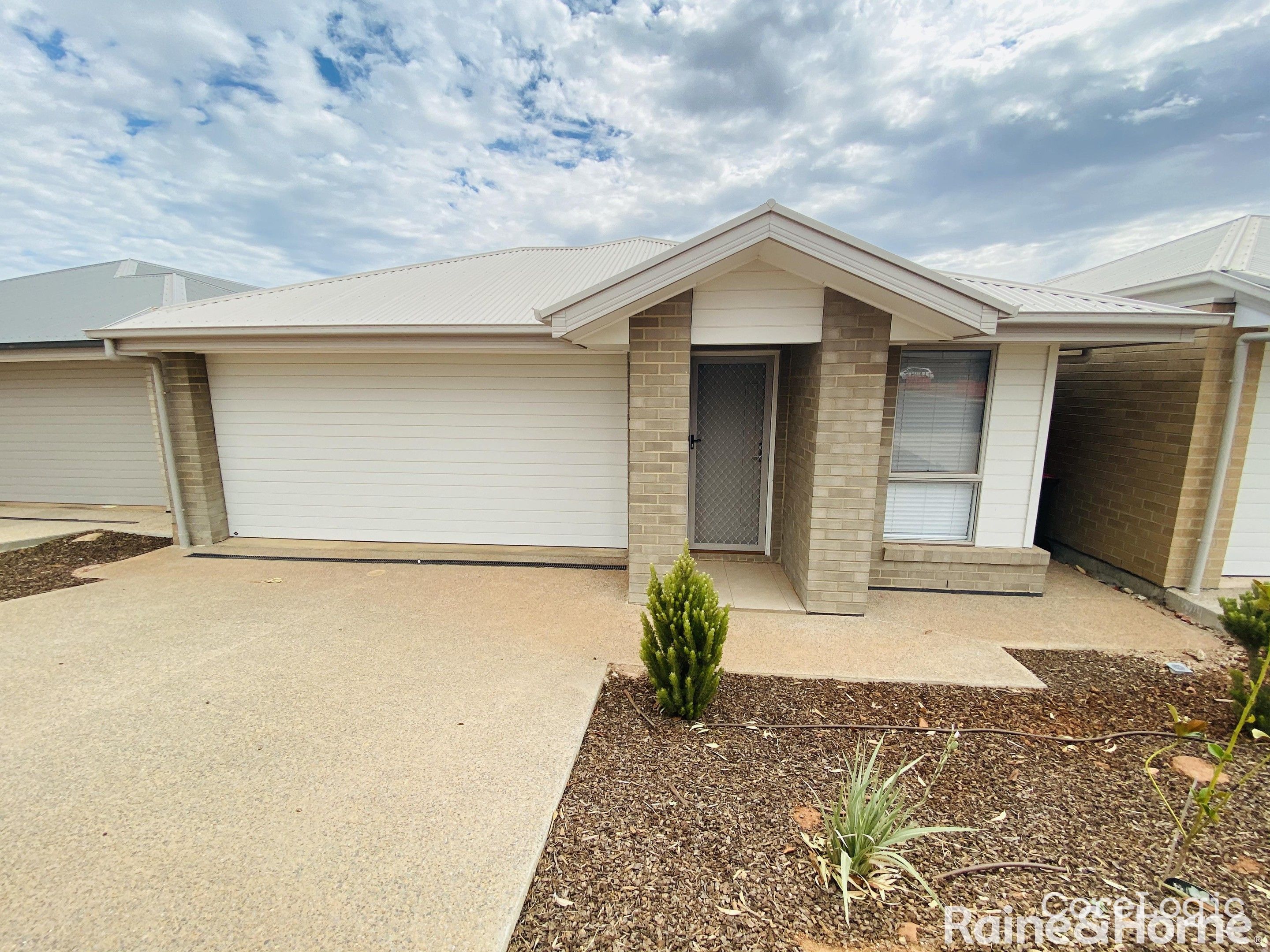 55 Burnlea Pde, Blakeview, SA 5114
