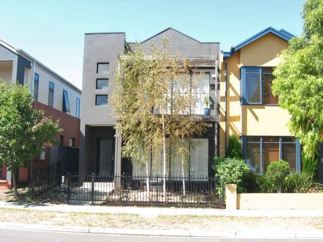 24 Garnsworthy Pl, Newport, VIC 3015