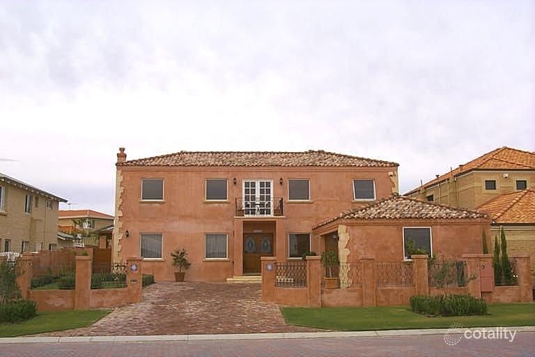 25 Seaward Loop, Sorrento, WA 6020