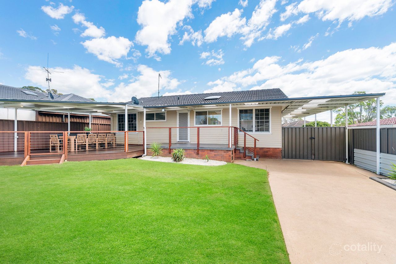 9 Kerran Cl, Cambridge Park, NSW 2747