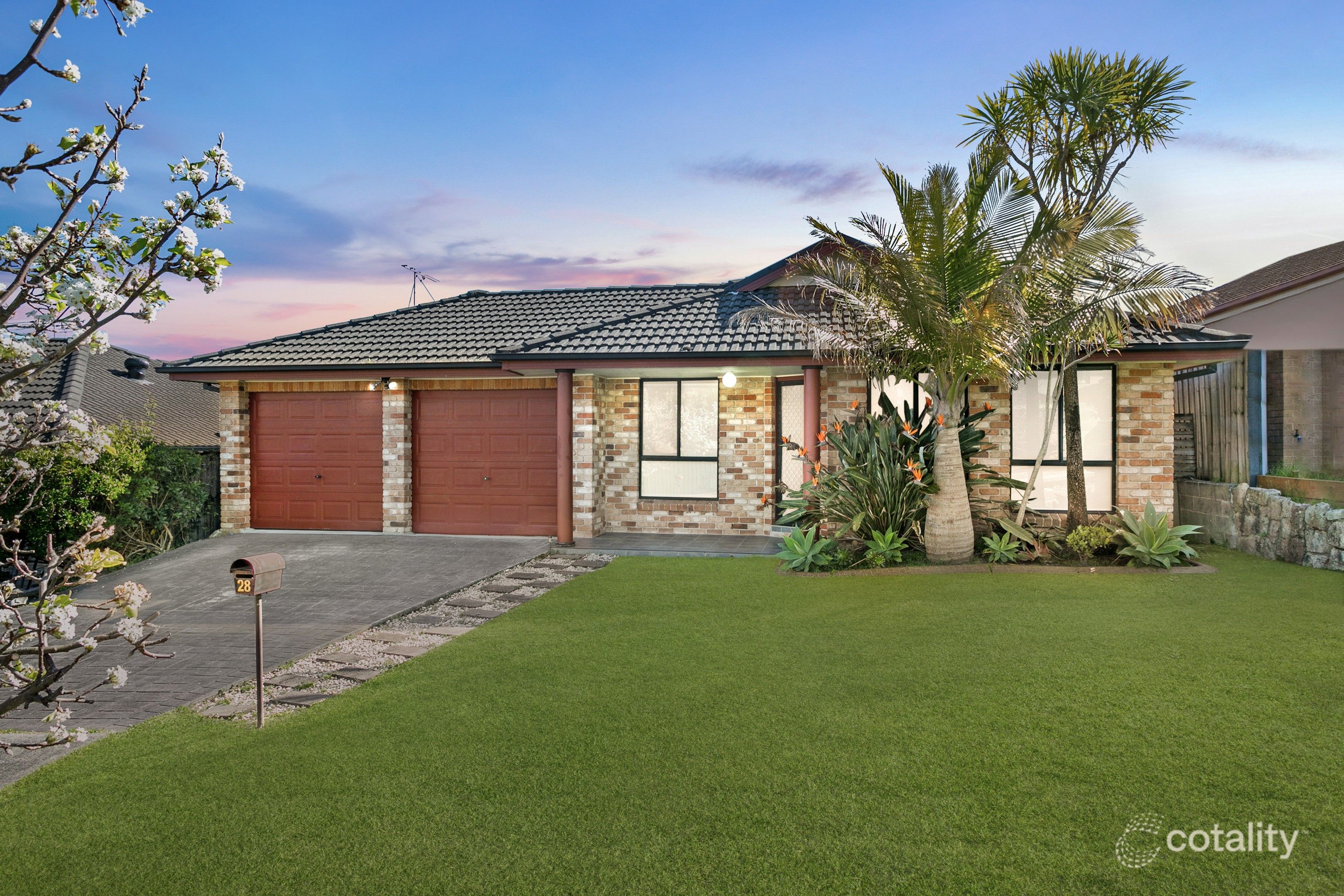 28 Manchurian Way, Wadalba, NSW 2259