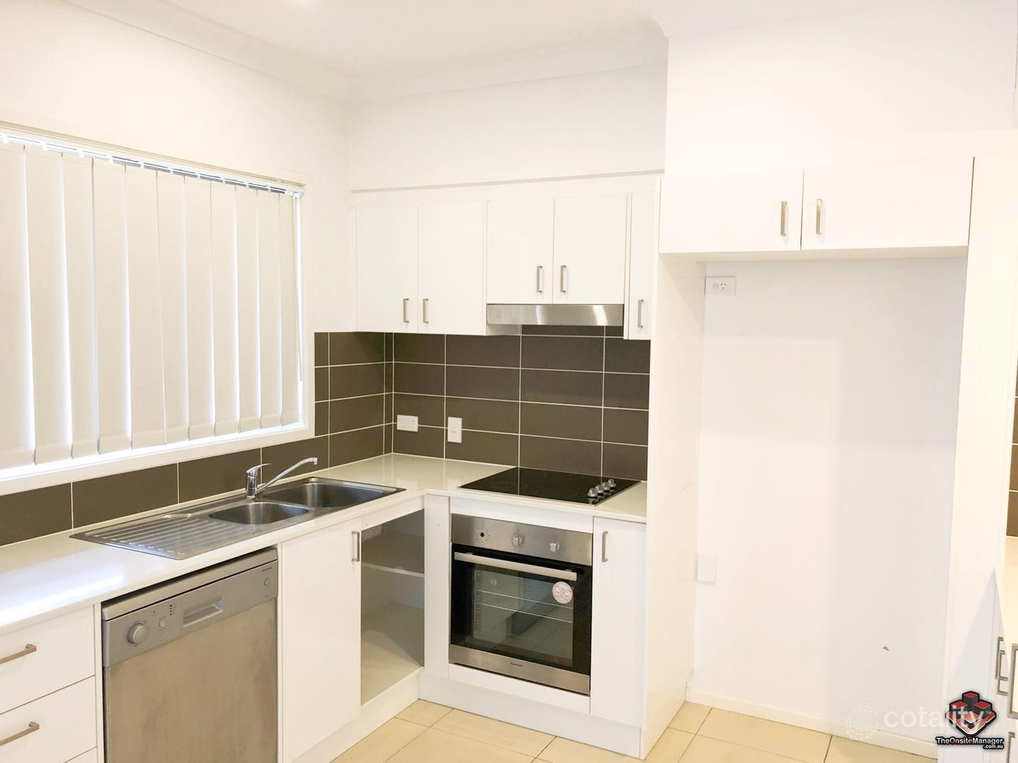 15/9 Eduard Pl, Calamvale, QLD 4116