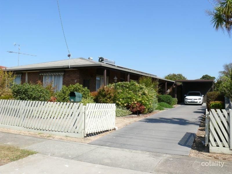 21 Waratah Ave, Paynesville, VIC 3880