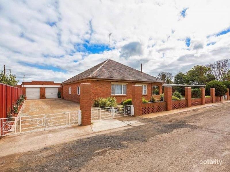 20 Cliffords Rd, Werribee South, VIC 3030