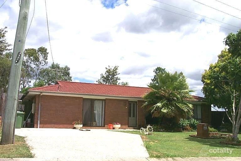 29 Flinders St, Redbank Plains, QLD 4301