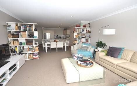 2/89 Faunce St W, Gosford, NSW 2250