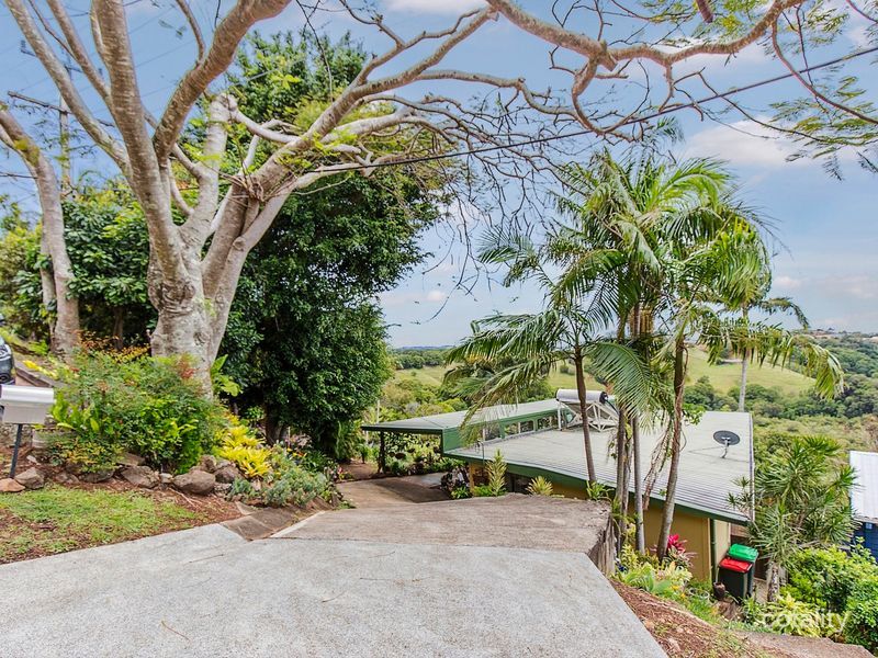 102 Peninsula Dr, Bilambil Heights, NSW 2486
