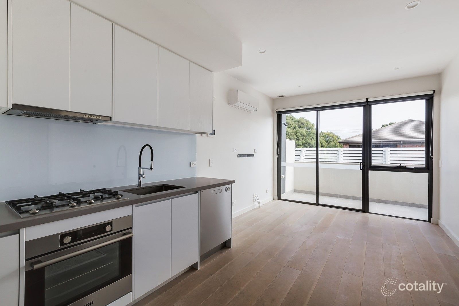 11/52 Seymour Gr, Camberwell, VIC 3124