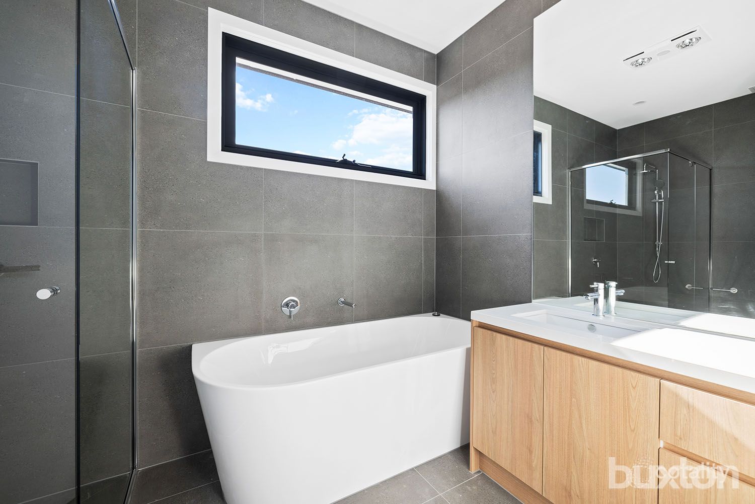2b Linton St, Moorabbin, VIC 3189