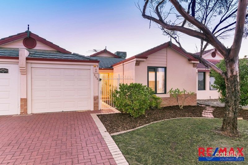 2/223 Brixton St, Kenwick, WA 6107