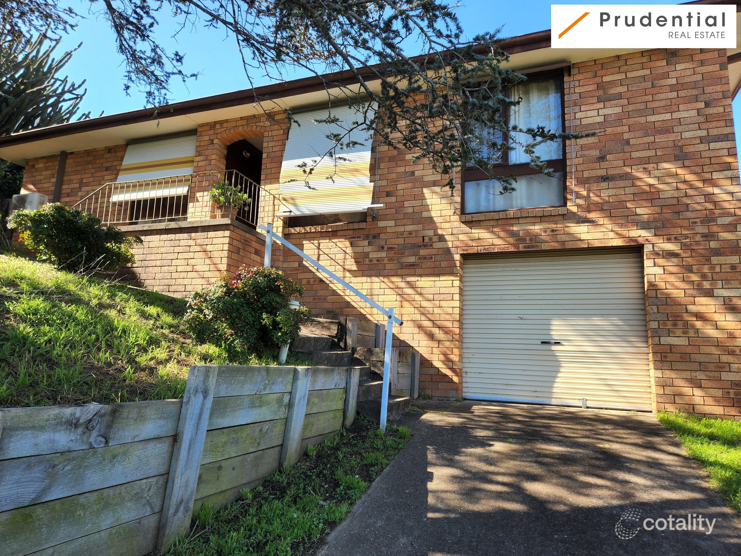 3 Cobb Pl, Ambarvale, NSW 2560