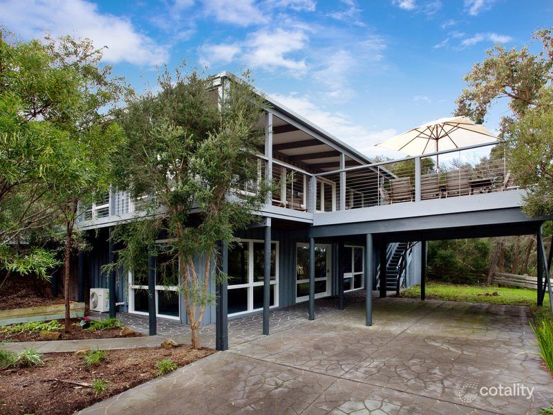 18 Ellesmere St, Blairgowrie, VIC 3942