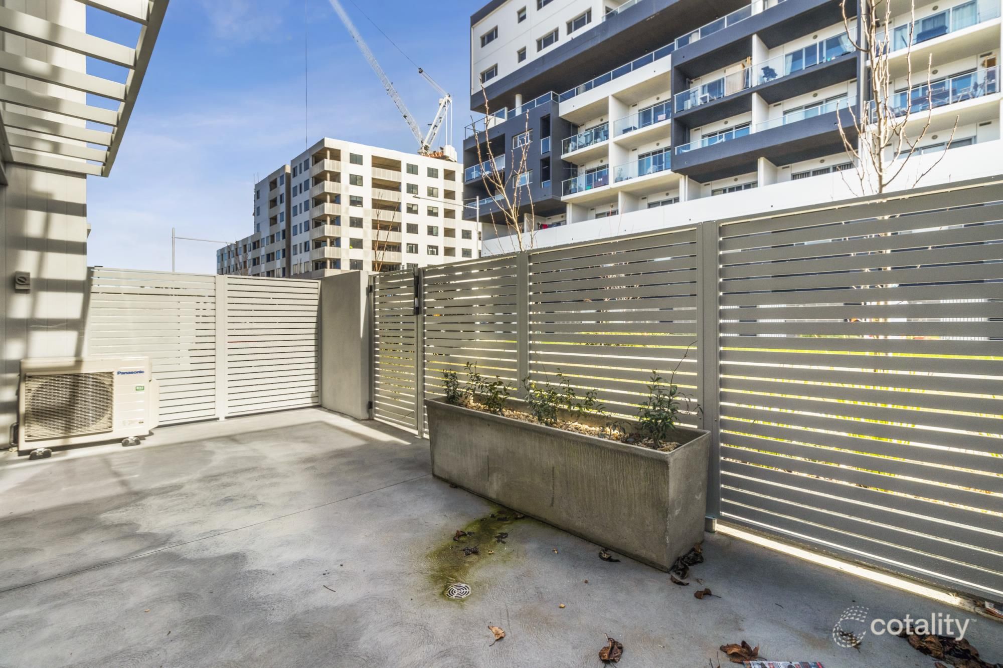 10/15 Cynthea Teague Cres, Greenway, ACT 2900