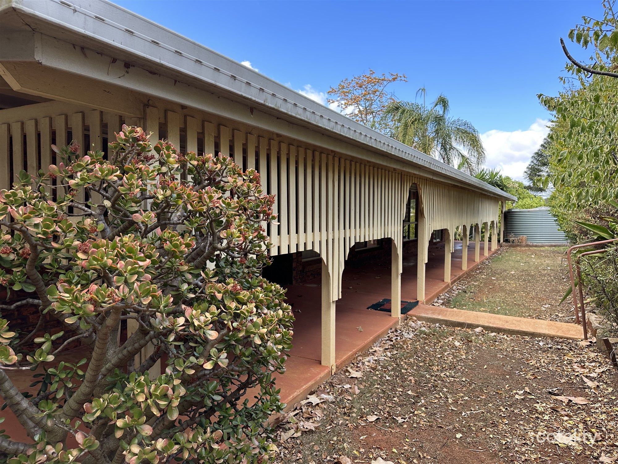 2 Rosalie Dr, Yarraman, QLD 4614