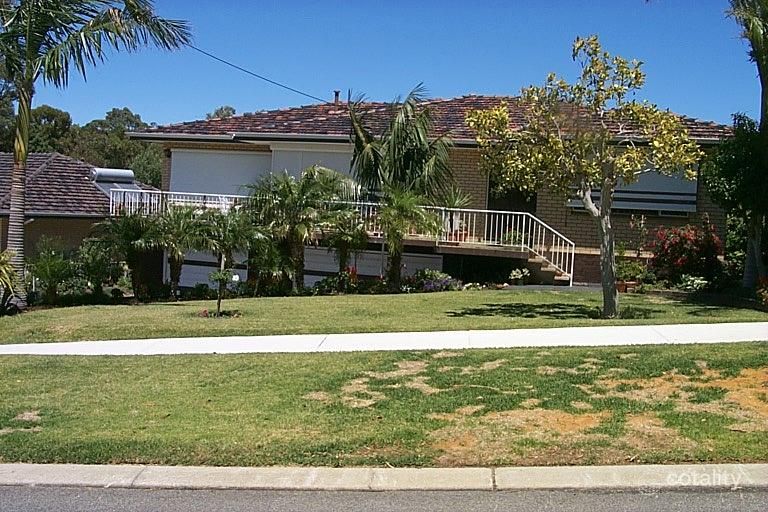 47 Edmondson Cres, Karrinyup, WA 6018