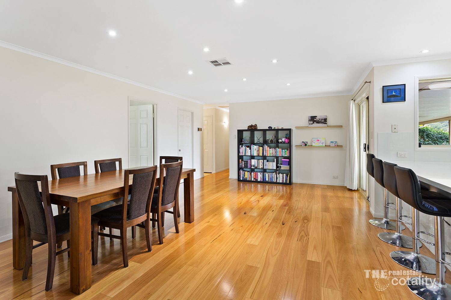 19 Malekula Rise, Pacific Pines, QLD 4211