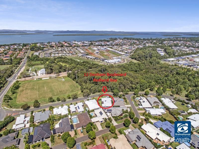 11 Denham Bvd, Redland Bay, QLD 4165