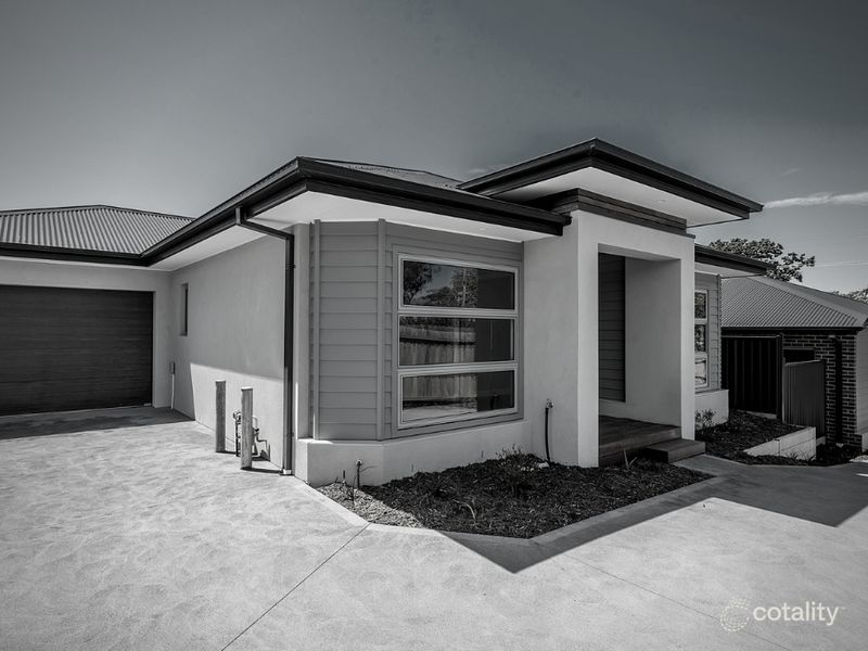 2/56 Stephen St, Gisborne, VIC 3437