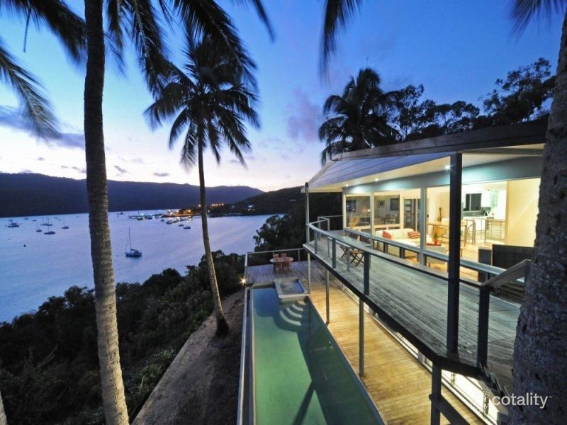 29 Warrain St, Shute Harbour, QLD 4802