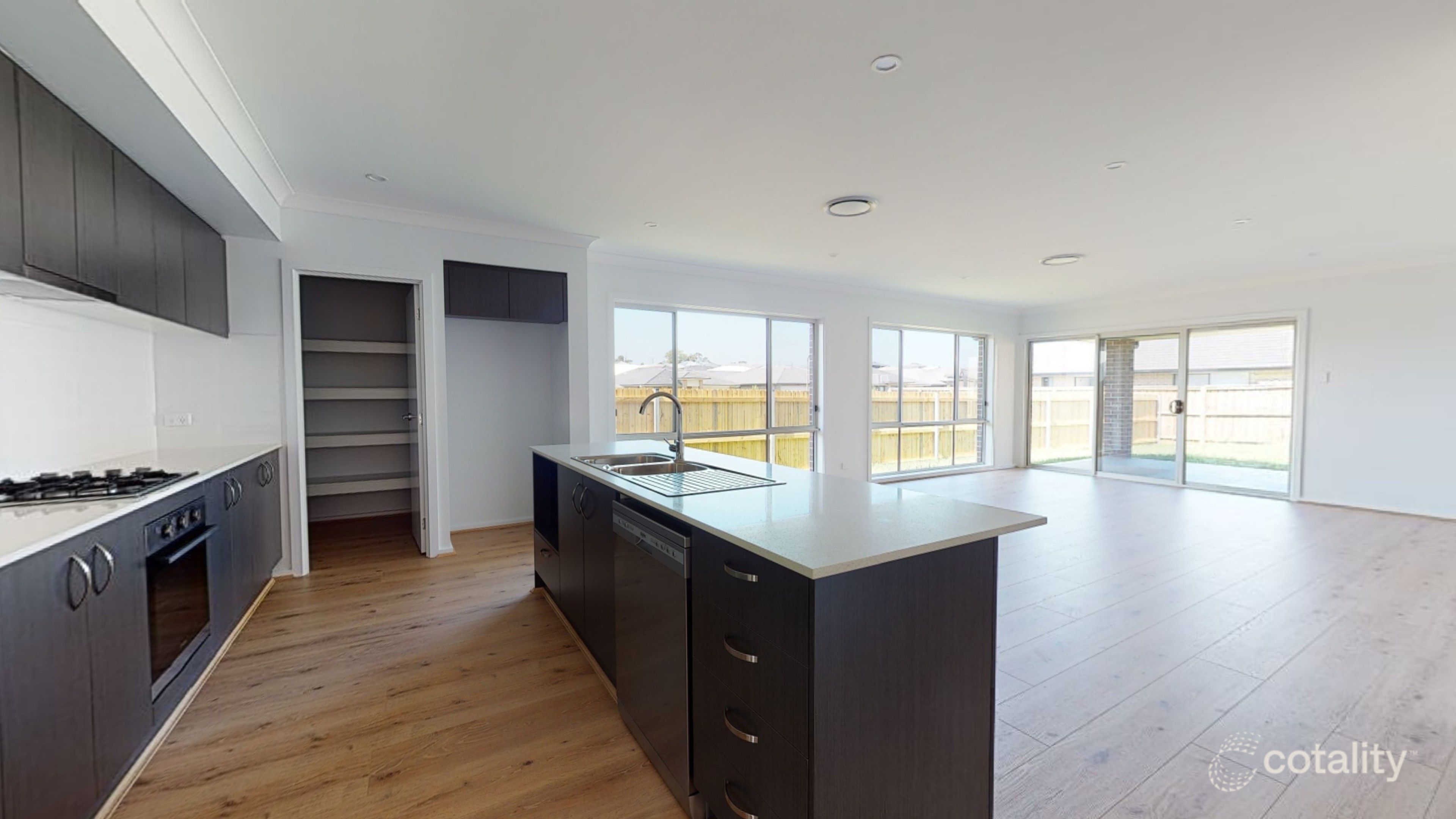 6 Corella Cl, Aberglasslyn, NSW 2320