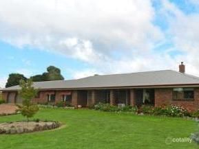 94 Belvoir Park Rd, Ravenswood, VIC 3453