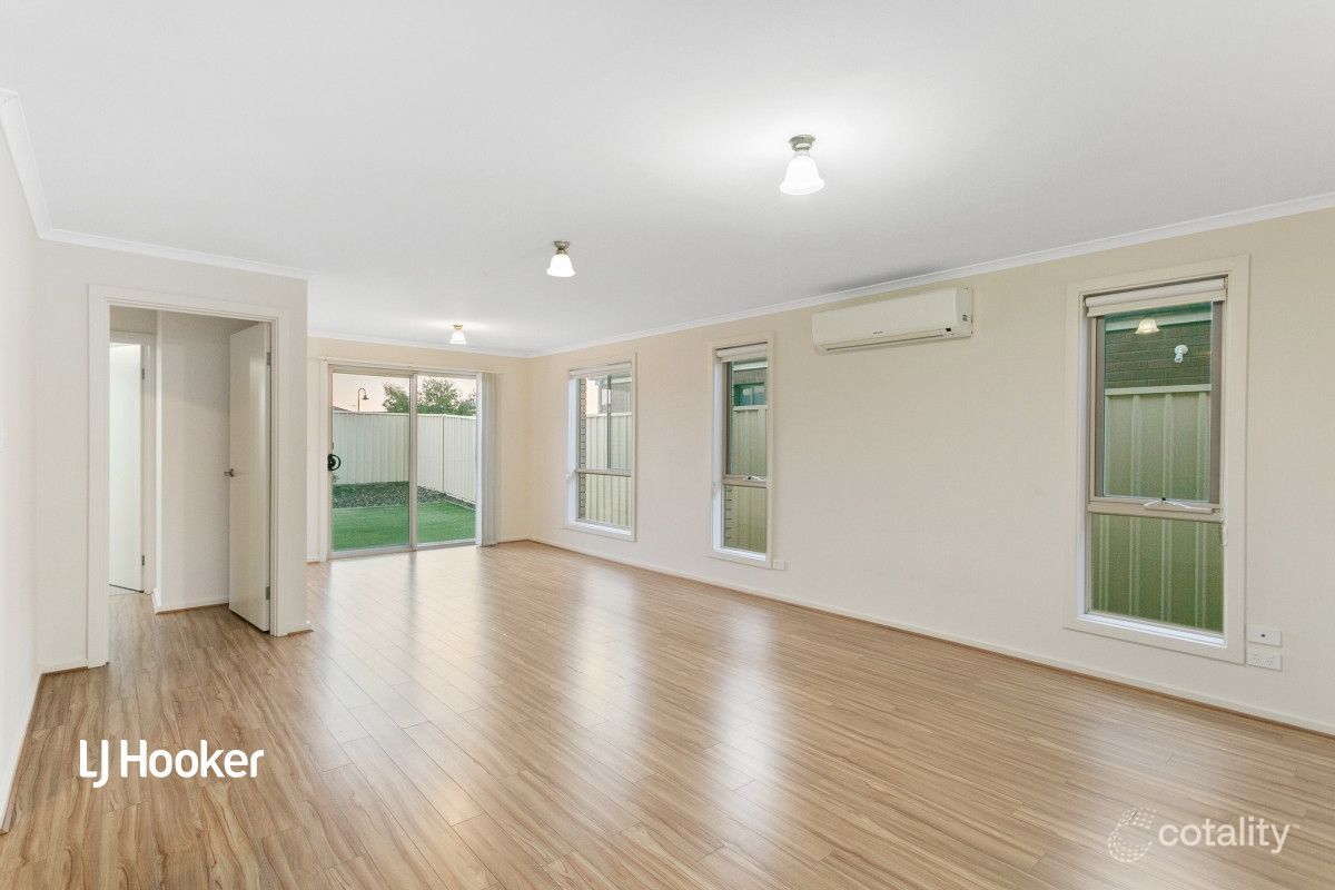 24 Wyatt Rd, Direk, SA 5110