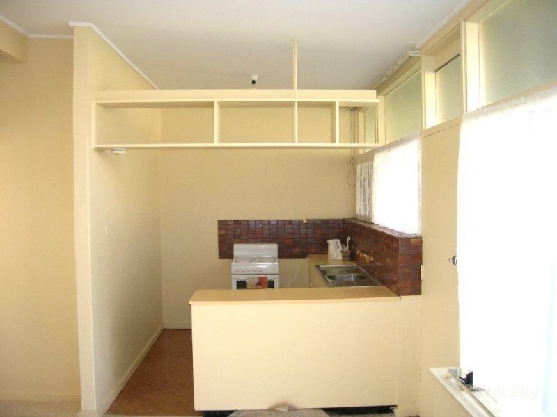 2/5 Barry Rd, Oaklands Park, SA 5046