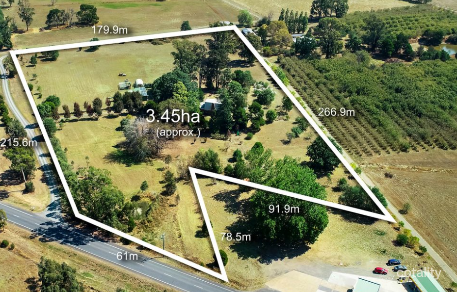 8 Passings Rd, Buxton, VIC 3711