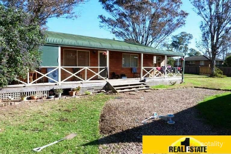 38 Mindanao Ave, Lethbridge Park, NSW 2770