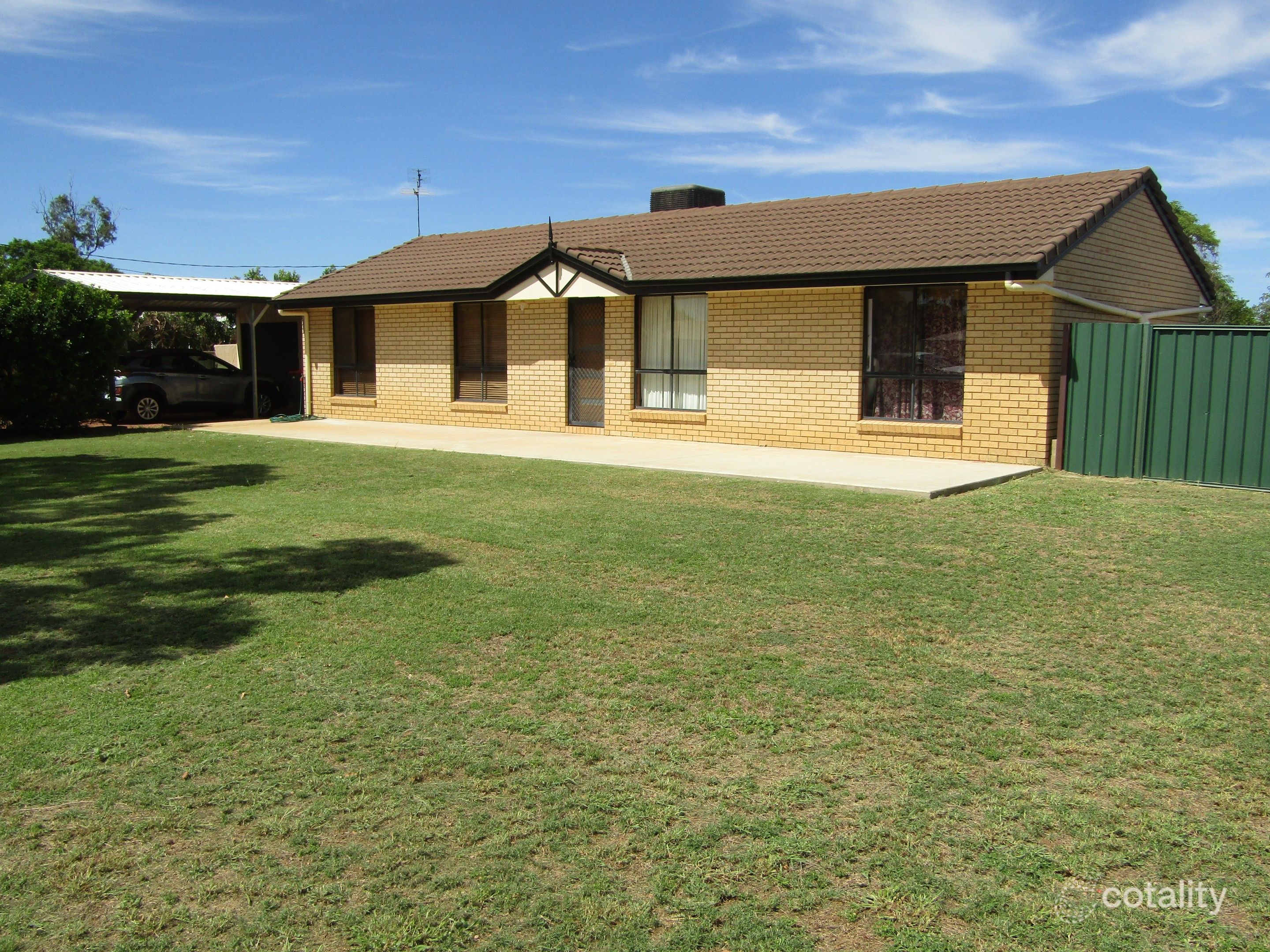 70 Barlee St, St George, QLD 4487