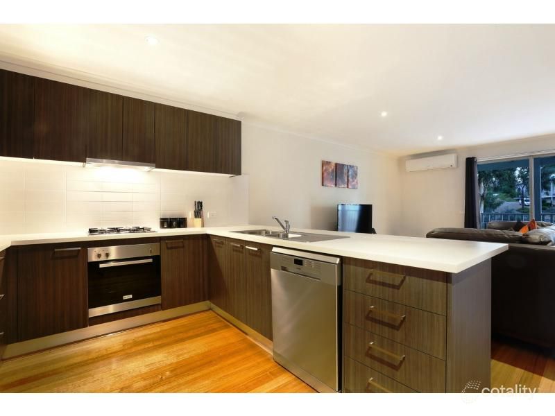 5 Themeda Pl, Lilydale, VIC 3140