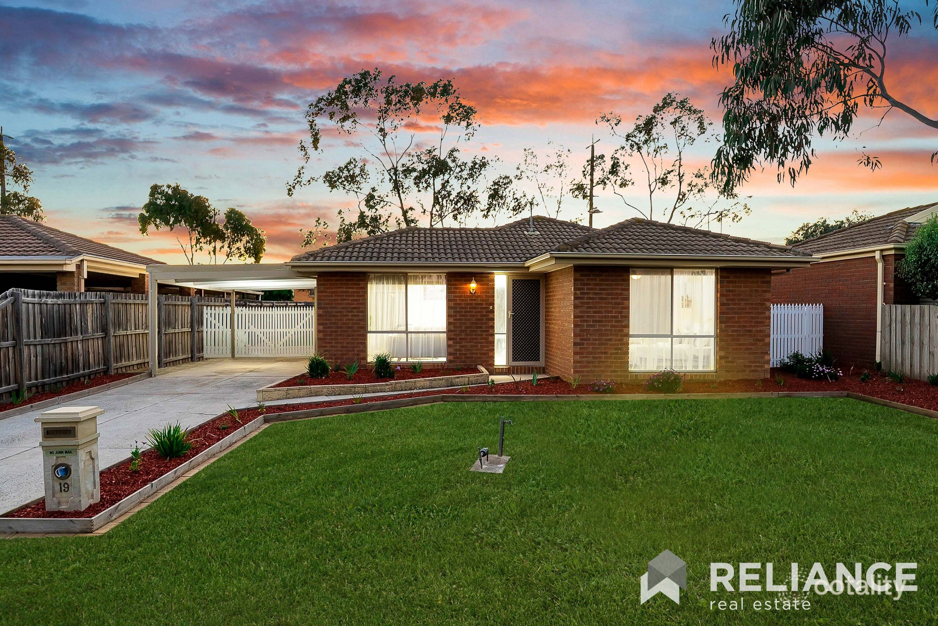 19 Cleveland Dr, Hoppers Crossing, VIC 3029