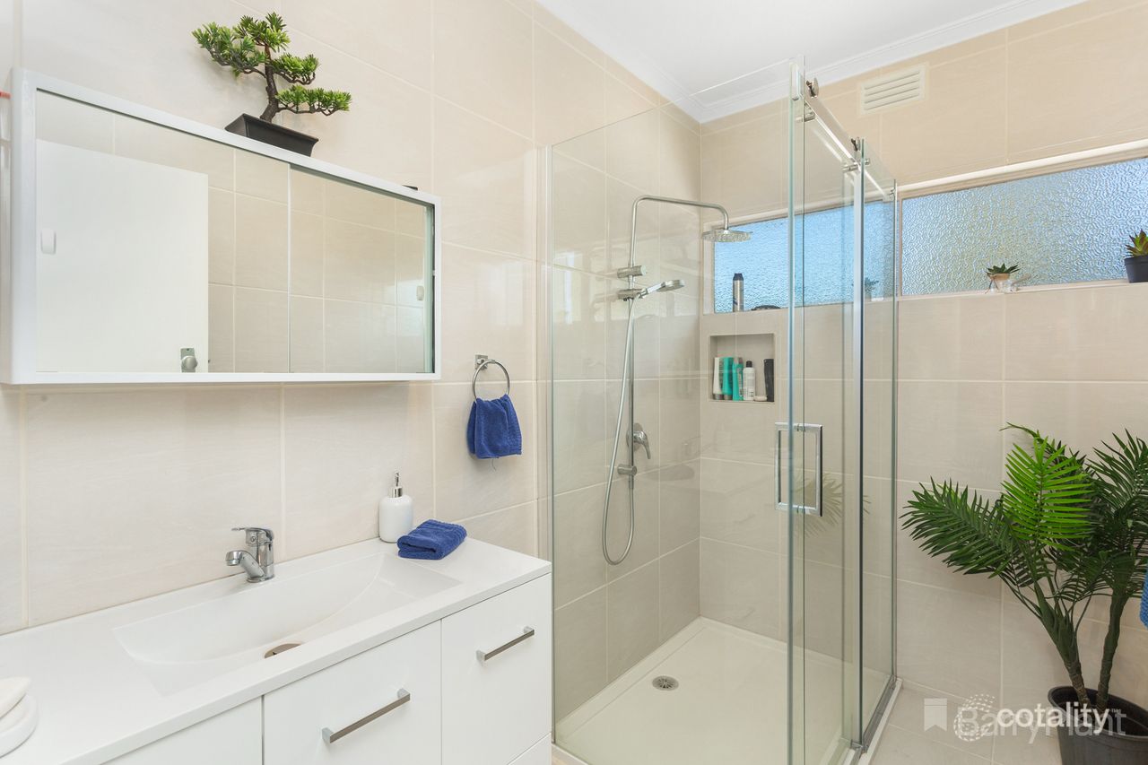 12 Lansell St, Kangaroo Flat, VIC 3555